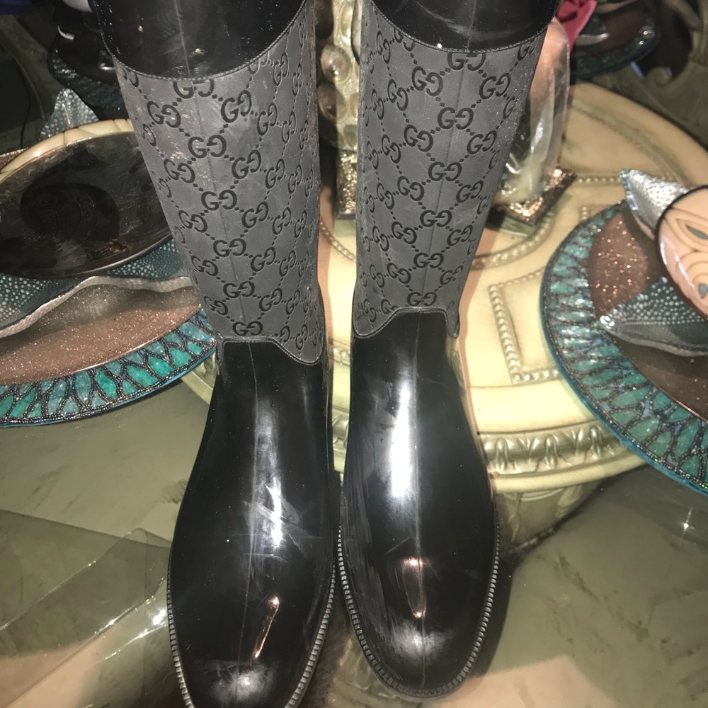 Gucci rain boots